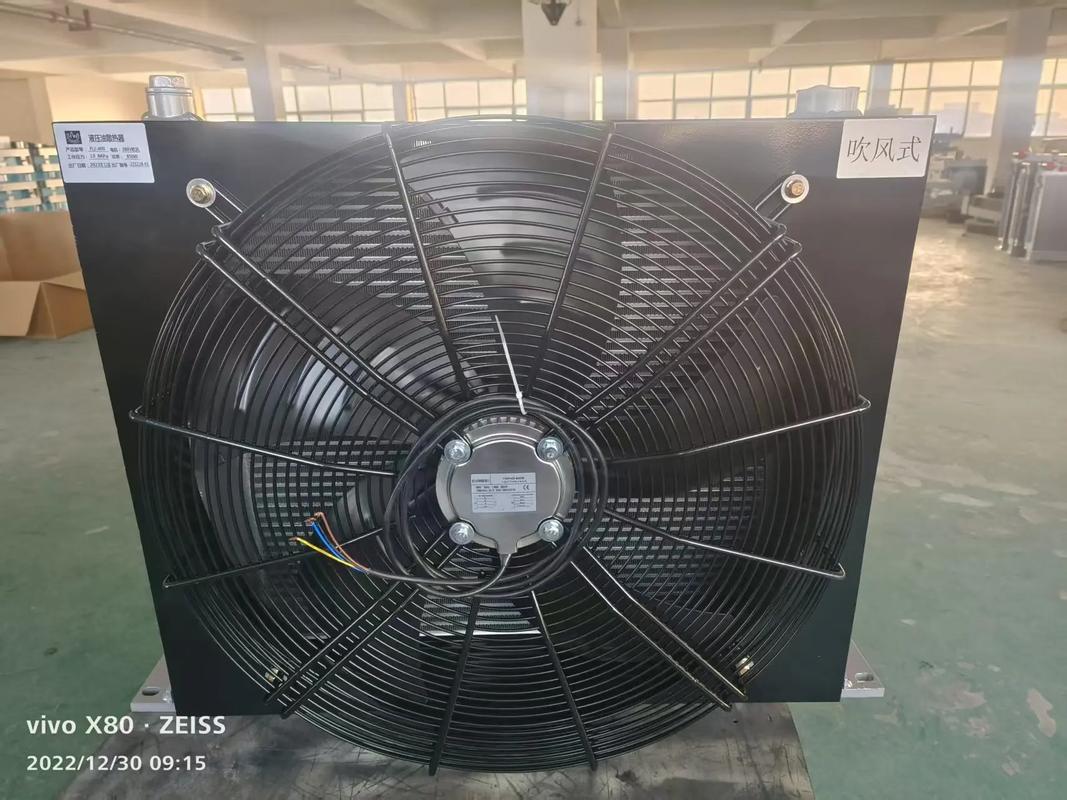 液壓油散熱器 質(zhì)量穩(wěn)定可靠，多種用途助力工業(yè)發(fā)展